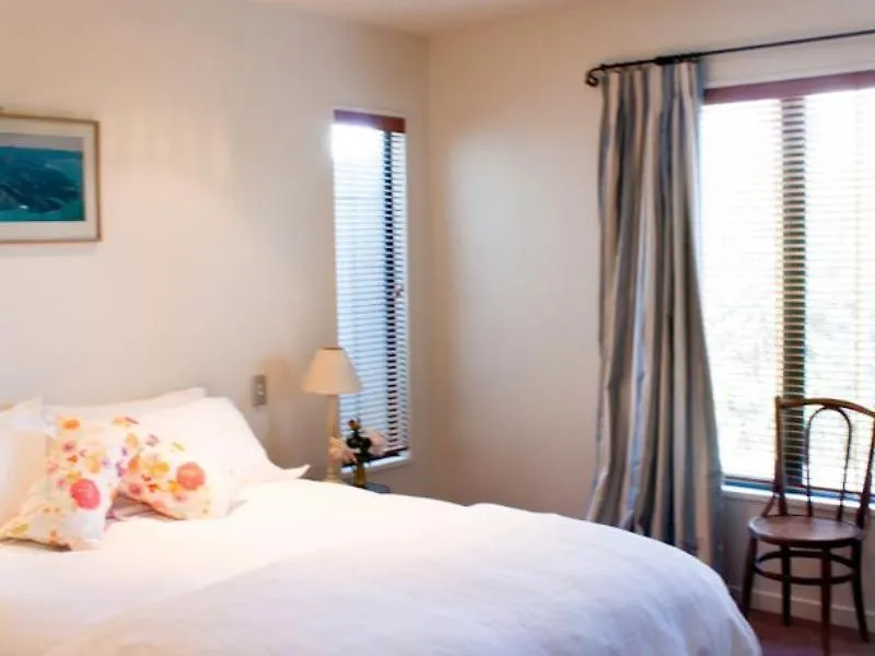 Bed & Breakfast 40 Thornycroft Street Bed And Breakfast Christchurch