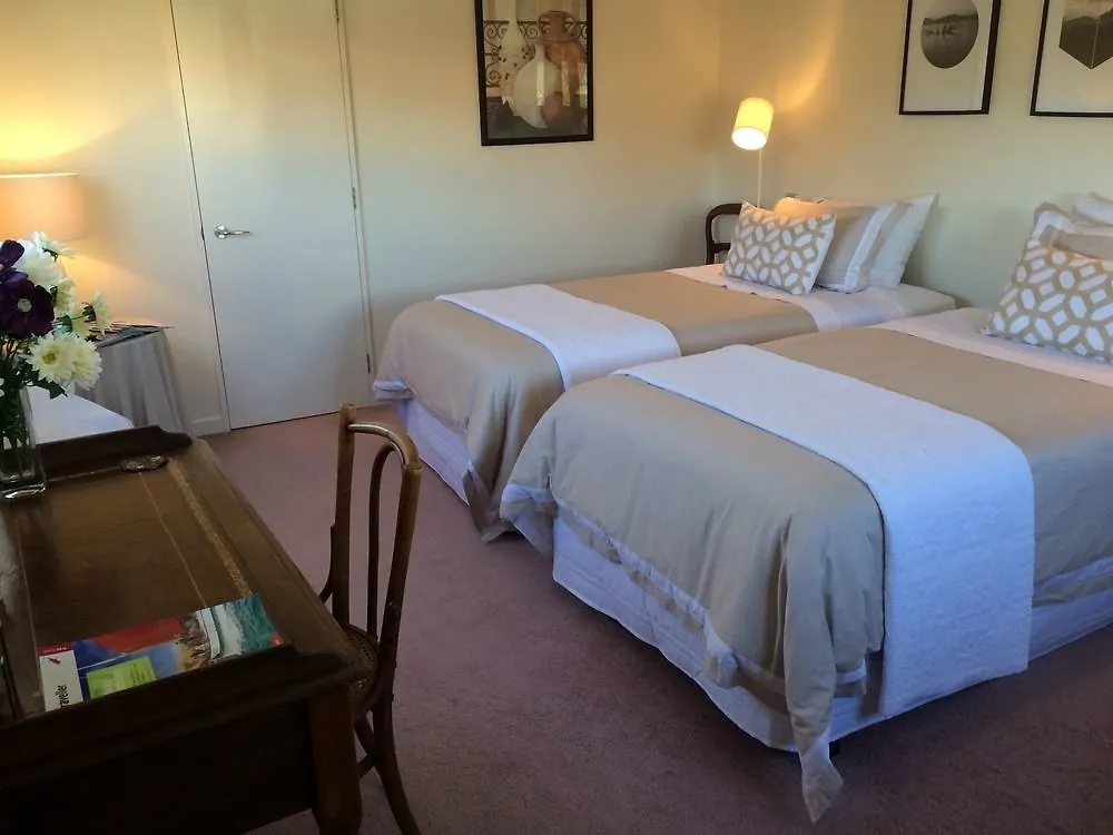 40 Thornycroft Street Bed And Breakfast Christchurch Bed & Breakfast